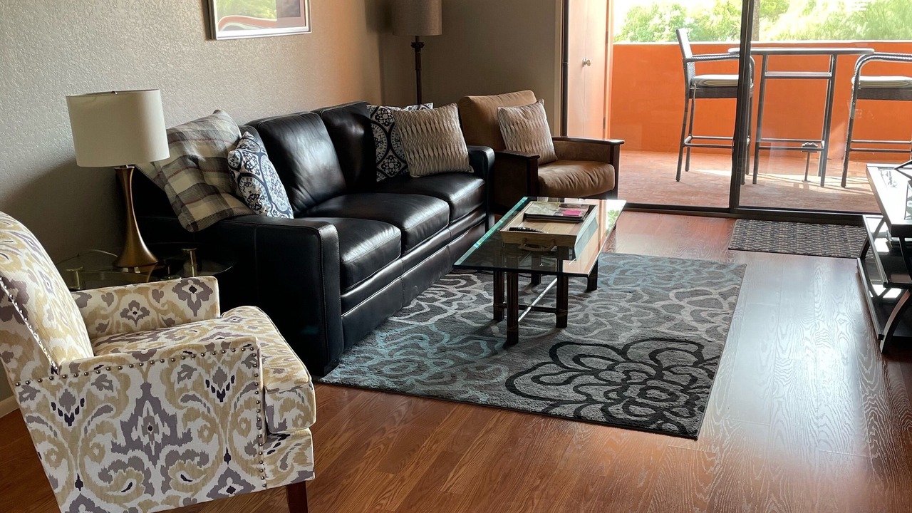 Photo of Livingroom in Paradise Valley Village