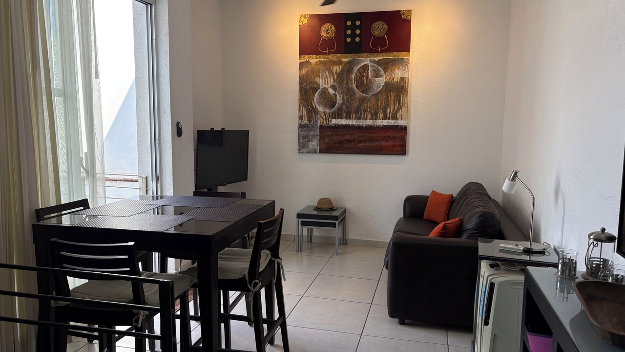 Photo of Livingroom in Alta Vista