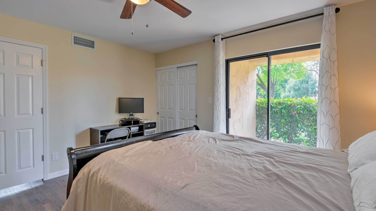 Photo of Bedroom in Central Scottsdale