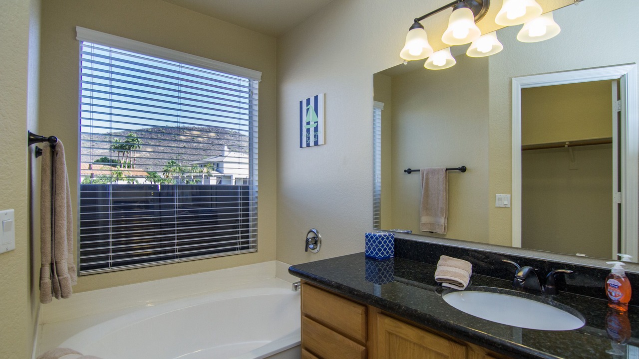 Photo of Bathroom in Arrowhead Lakes
