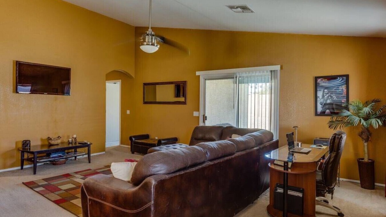 Photo of Livingroom in Coyote Crossing