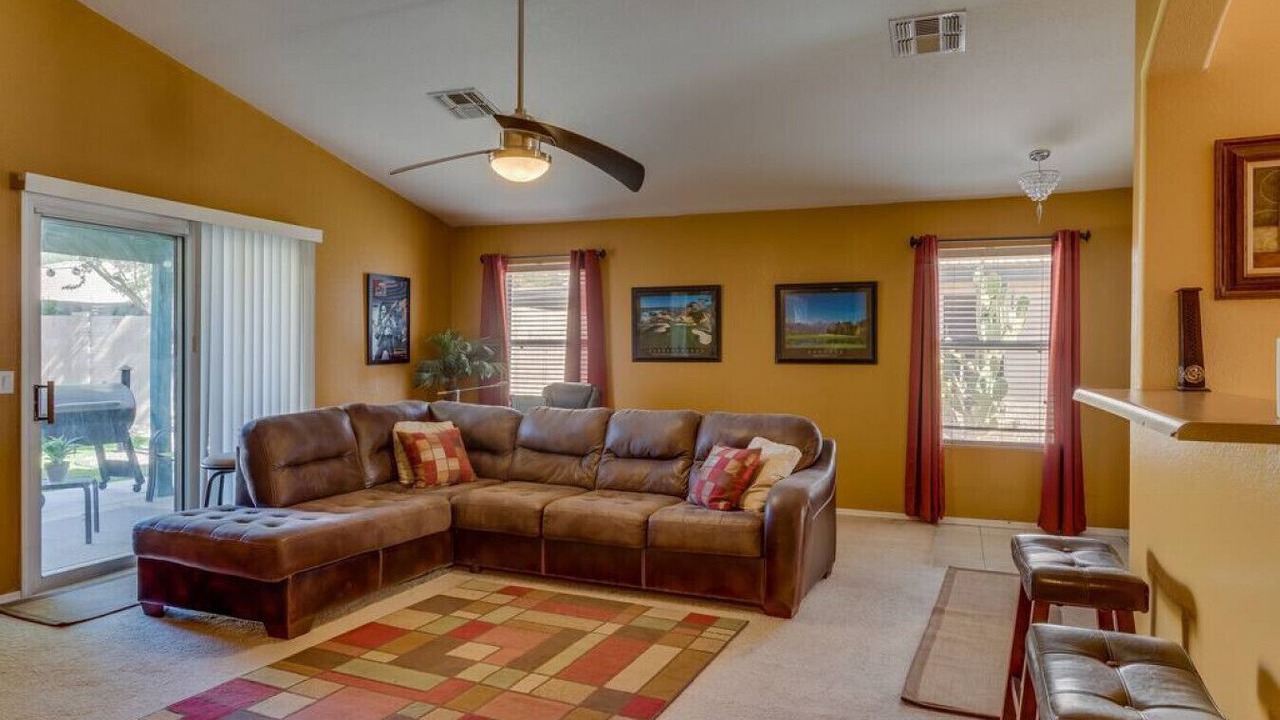 Photo of Livingroom in Coyote Crossing