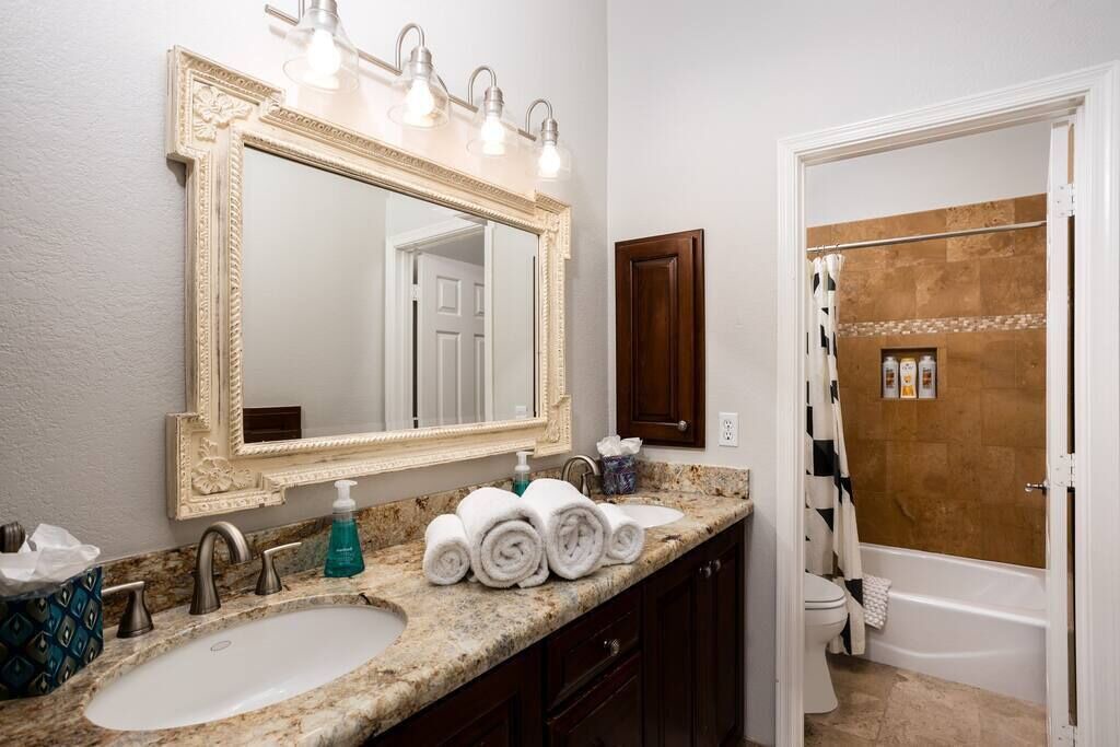 Photo of Bathroom in Desert Paradise Estates
