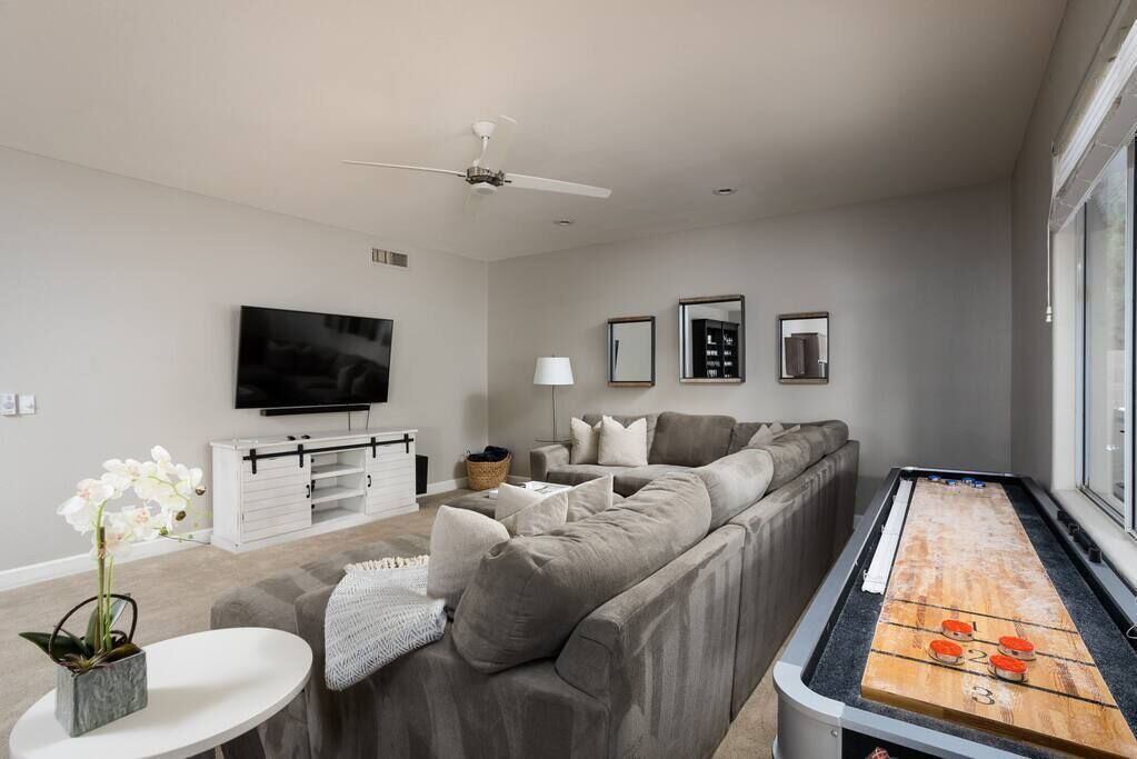 Photo of Bedroom in Desert Paradise Estates