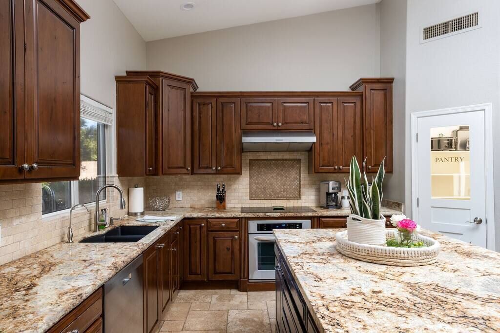 Photo of Others in Desert Paradise Estates