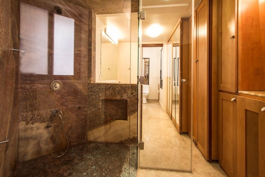 Photo of Bathroom in Marina
