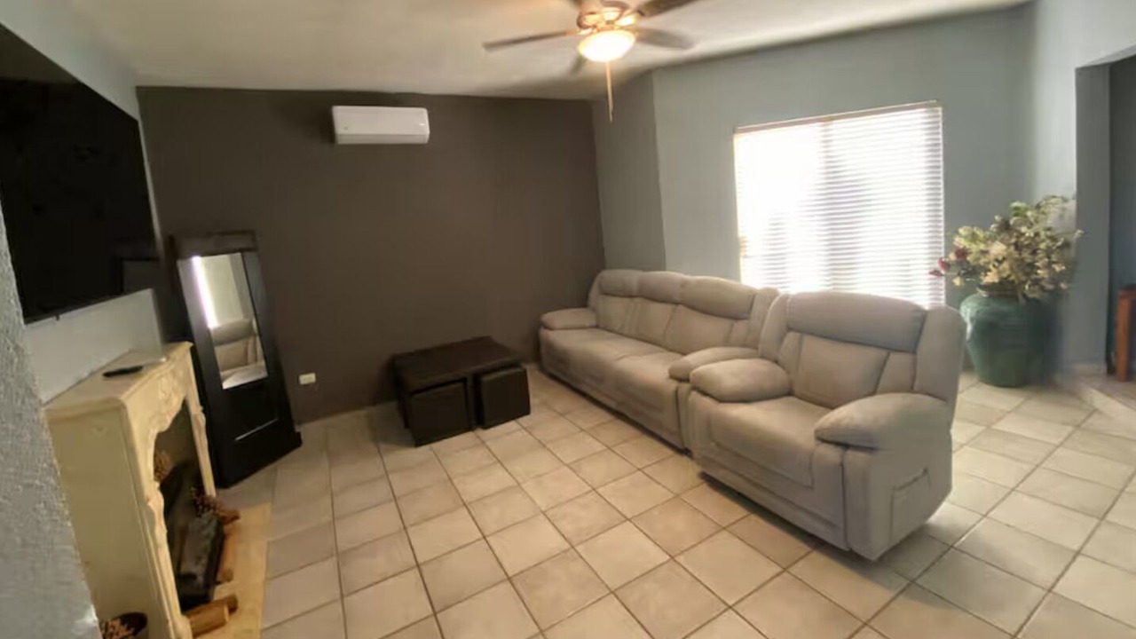 Photo of Livingroom in San Carlos