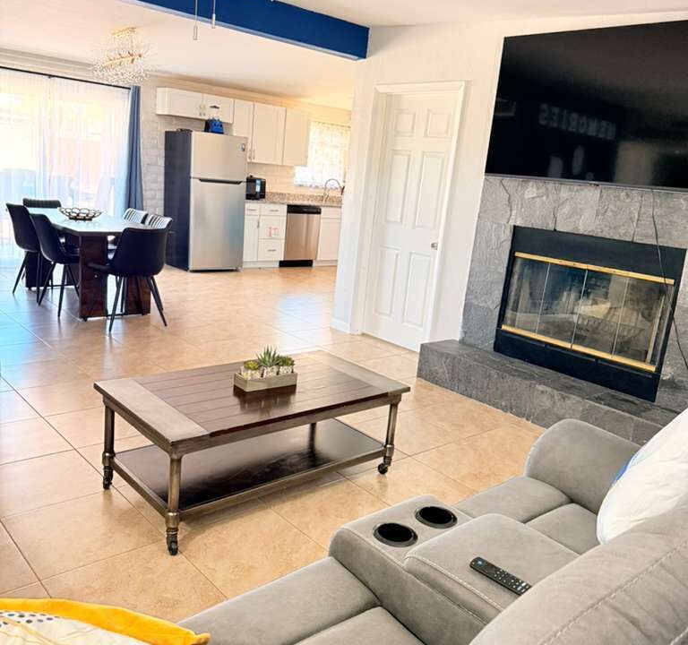 Photo of Livingroom in Tucson