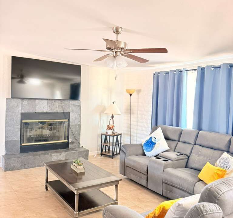 Photo of Livingroom in Tucson