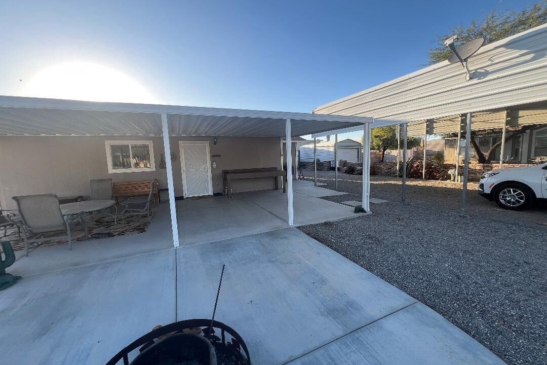 Photo of Patio Balcony in La Paz County