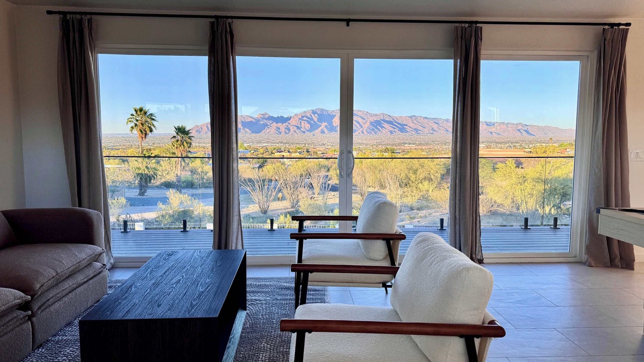 Photo of Livingroom in Painted Hills Estates