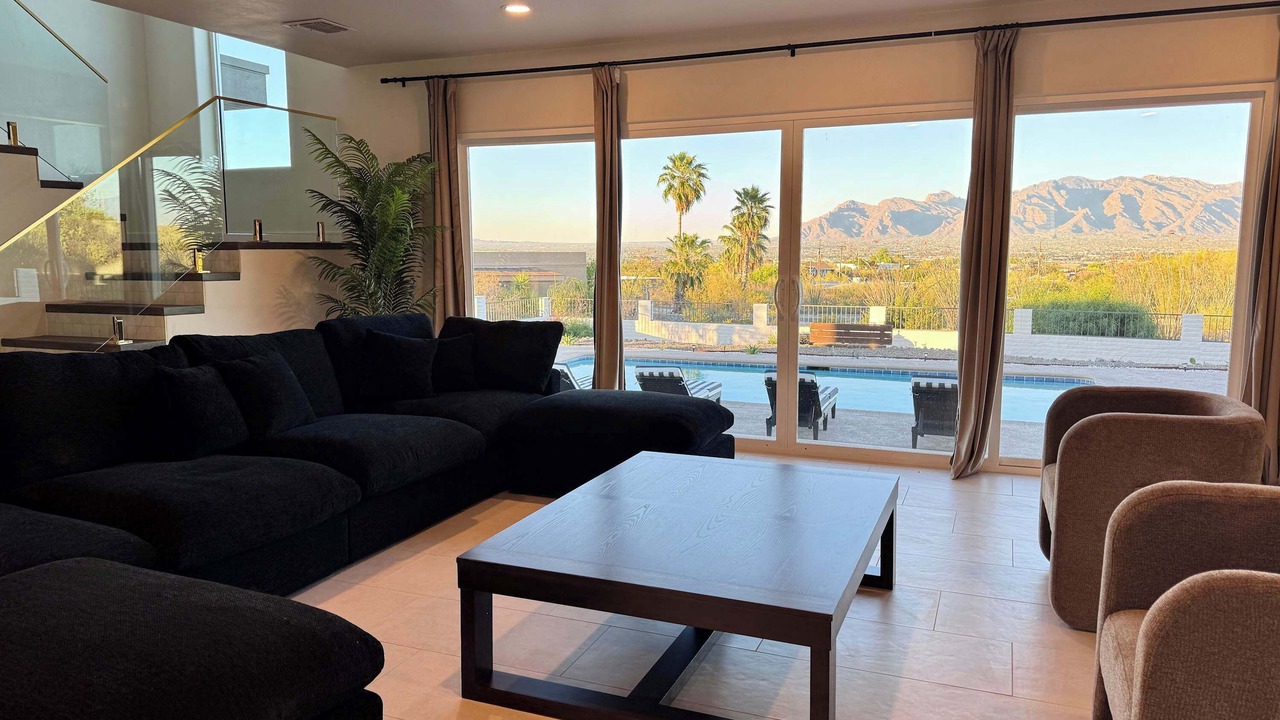 Photo of Livingroom in Painted Hills Estates