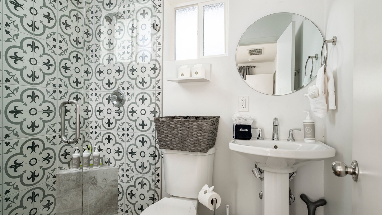 Photo of Bathroom in Village Grove