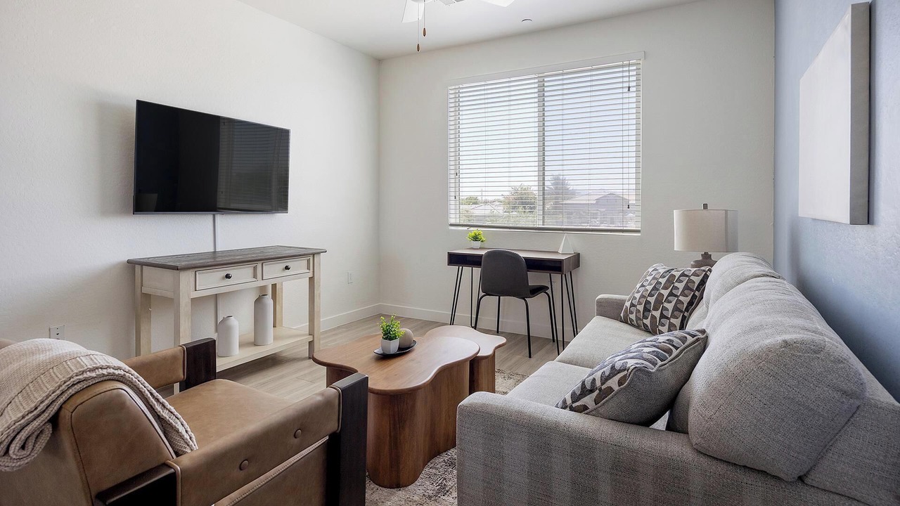 Photo of Livingroom in Maryvale Village