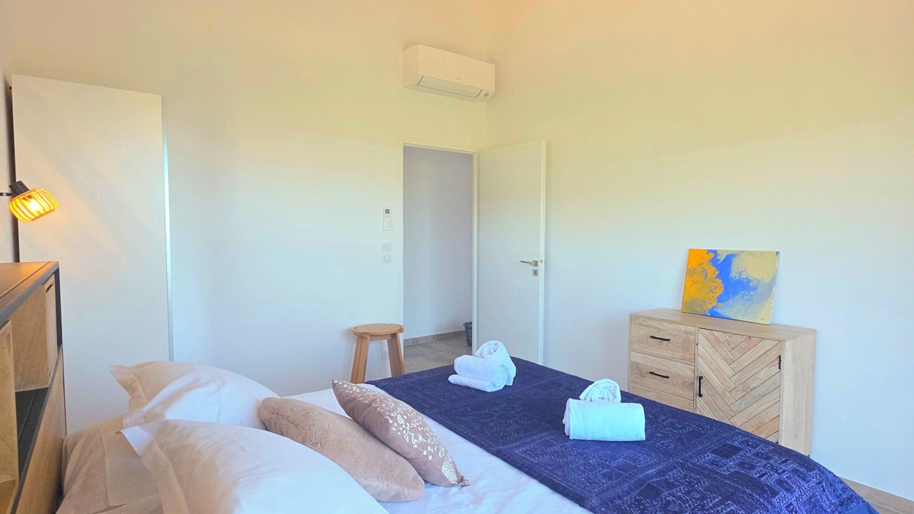 Photo of Bedroom in Monacia-d'Aullene