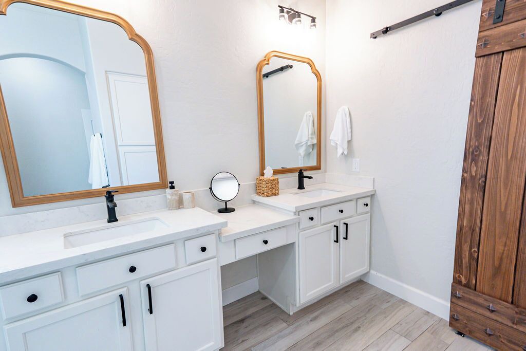Photo of Bathroom in Surprise Farms
