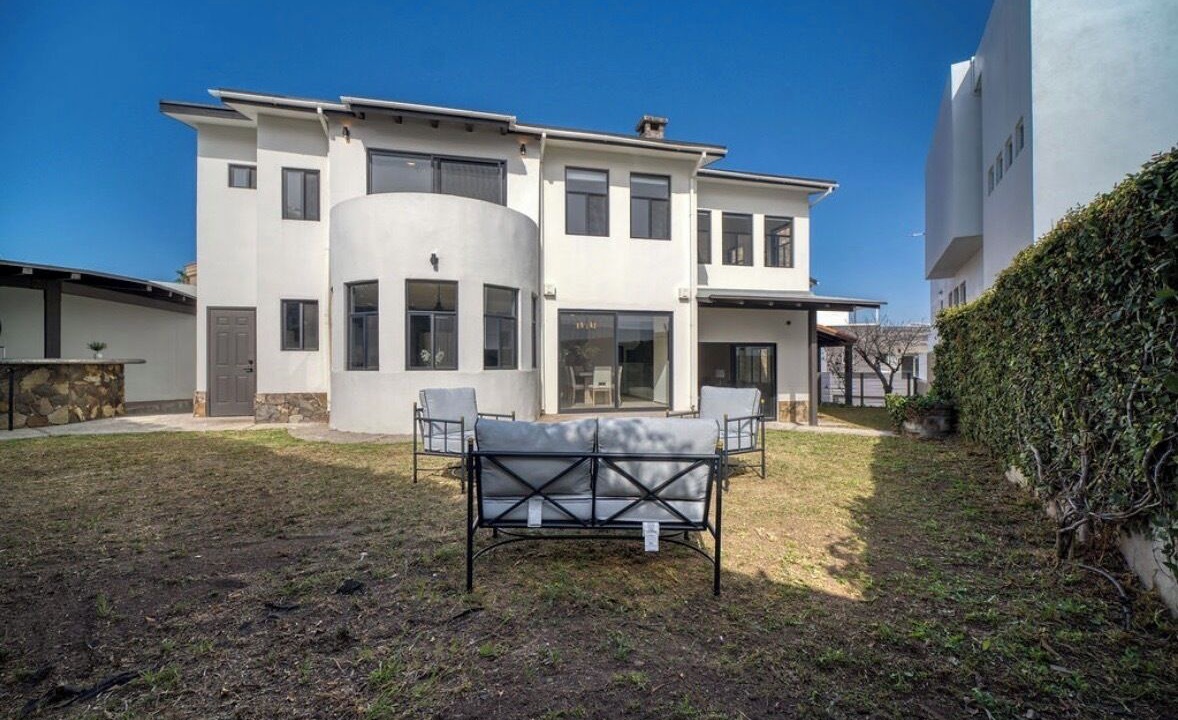 Photo of Outdoor in King Coronita