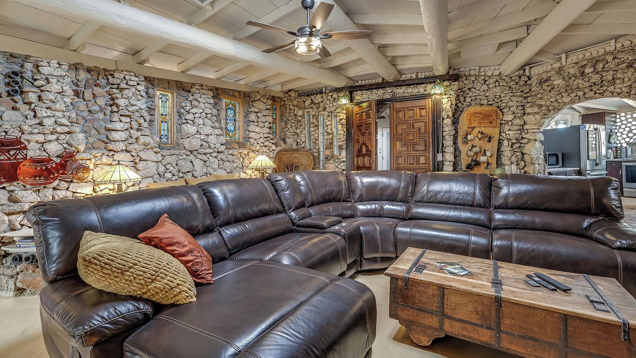 Photo of Livingroom in Tucson
