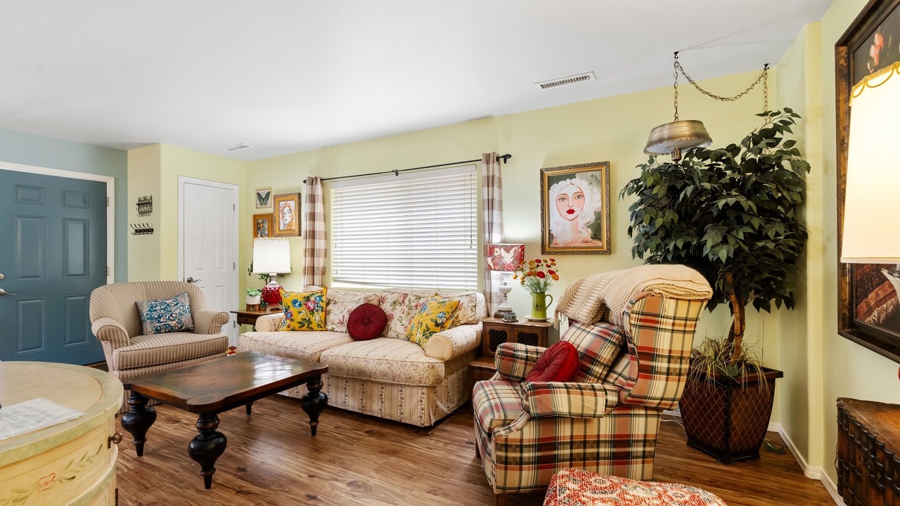 Photo of Bedroom in Iron Springs