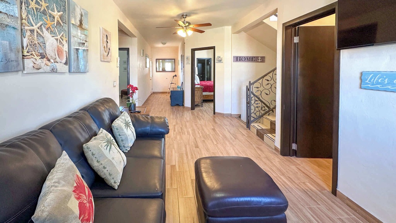 Photo of Livingroom in Cholla Bay