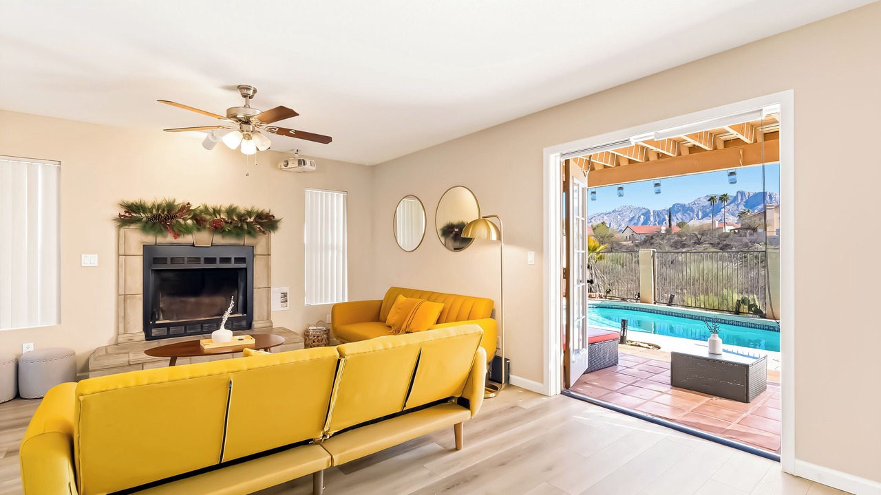 Photo of Livingroom in Copper Creek