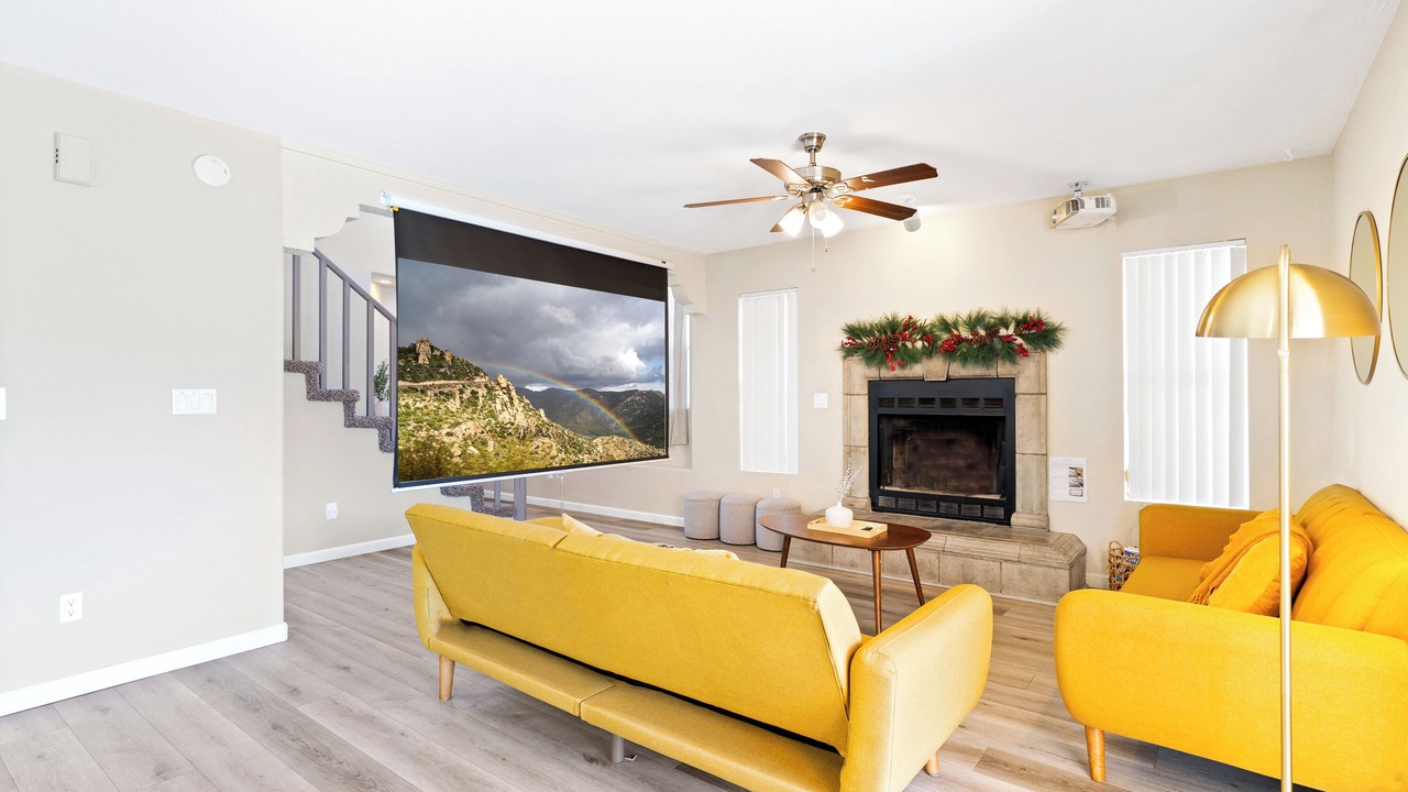 Photo of Livingroom in Copper Creek