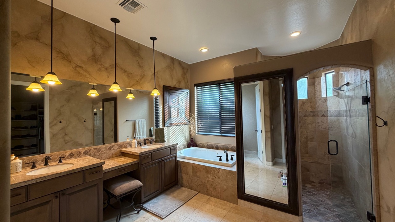 Photo of Bathroom in Boulder Heights