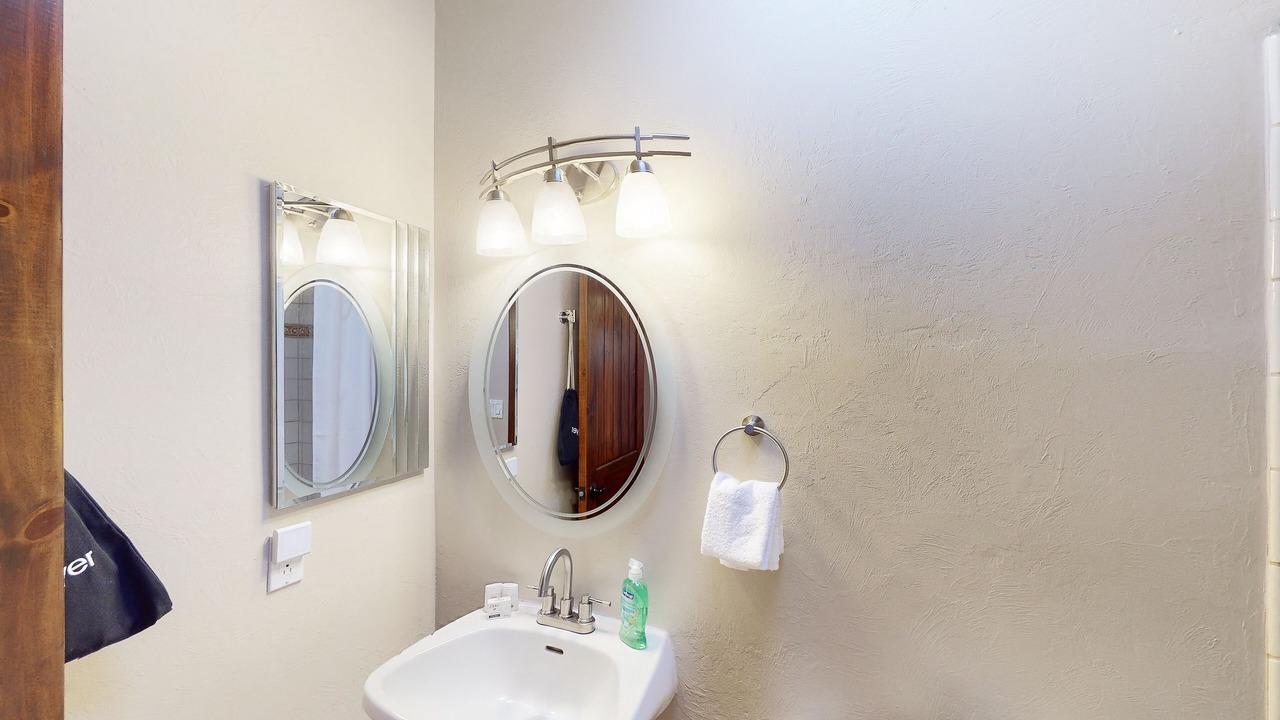 Photo of Bathroom in Sabino Shadows