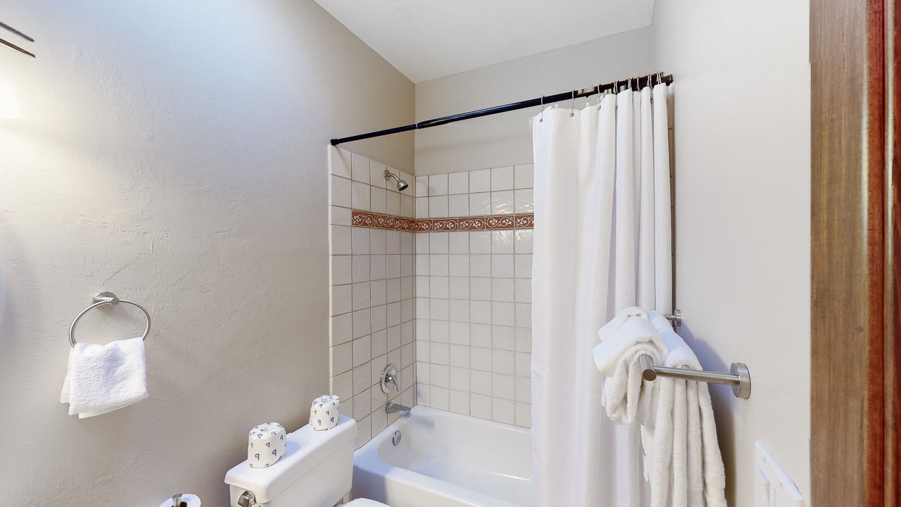 Photo of Bathroom in Sabino Shadows