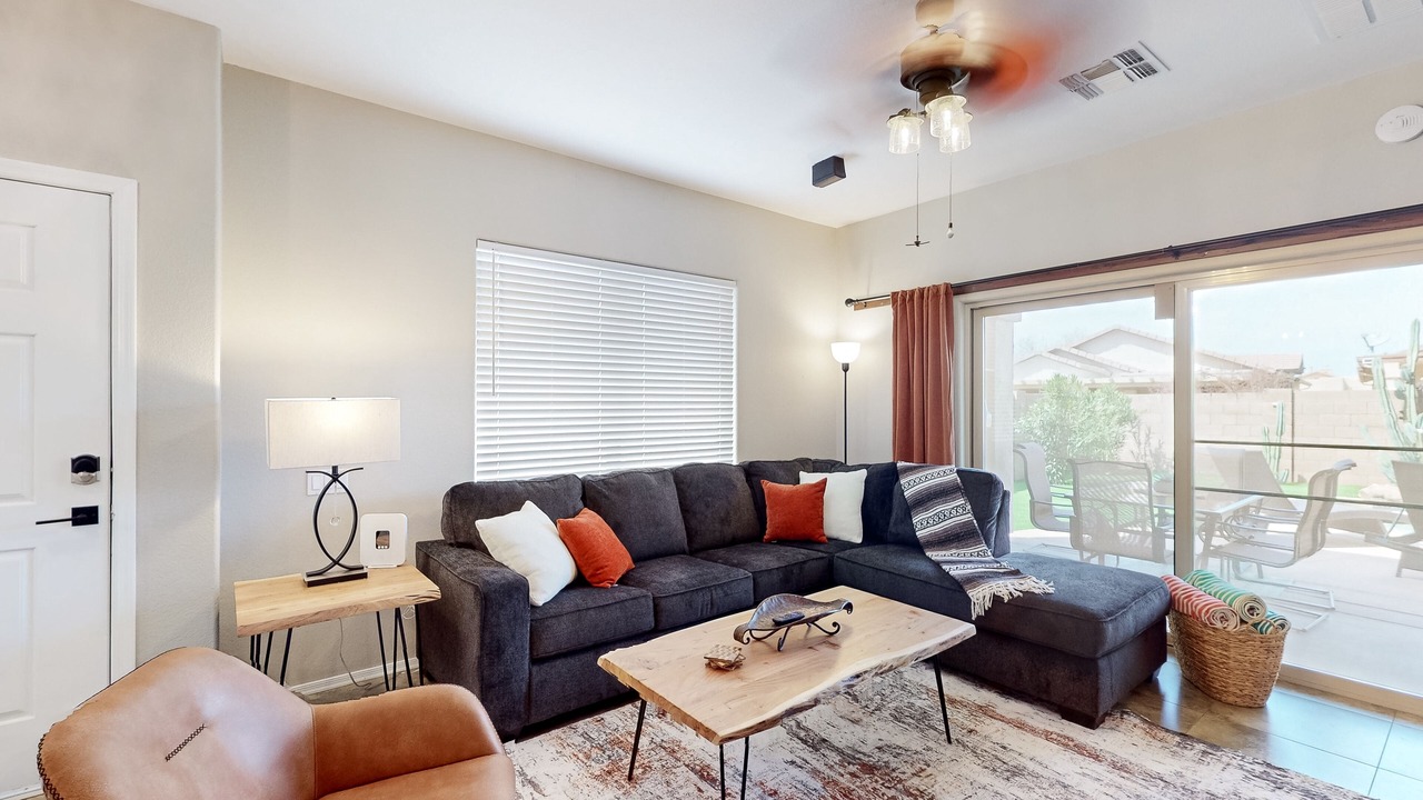 Photo of Livingroom in Gold Canyon