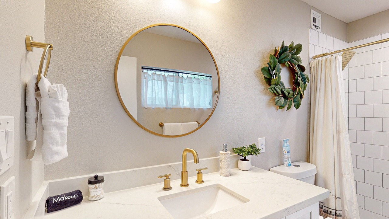 Photo of Bathroom in Dobson Ranch