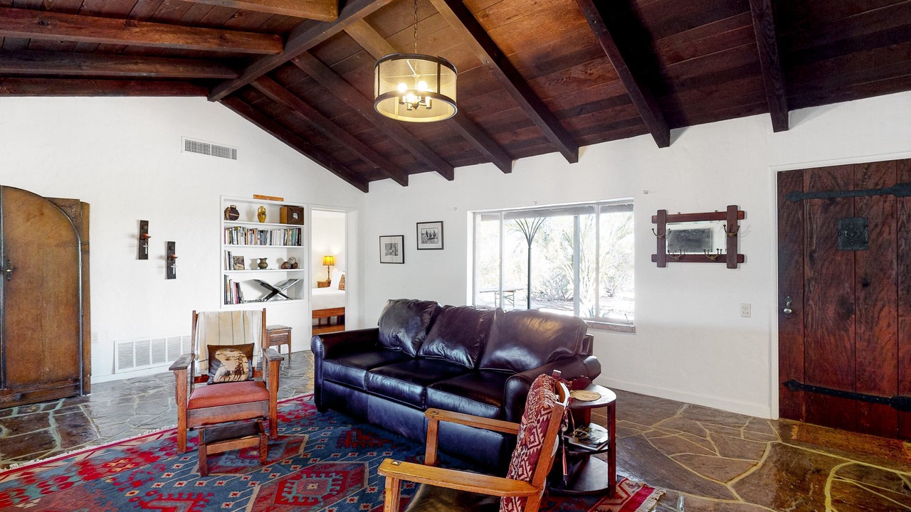 Photo of Livingroom in Tucson