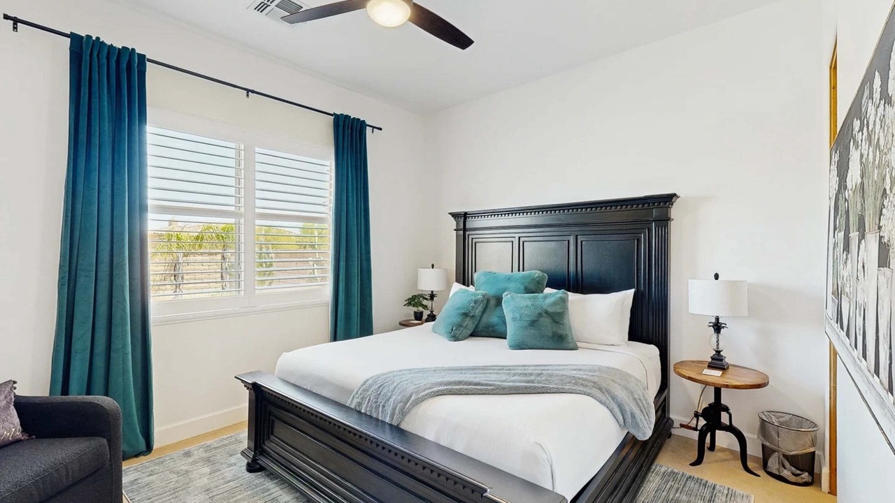 Photo of Bedroom in Dove Mountain