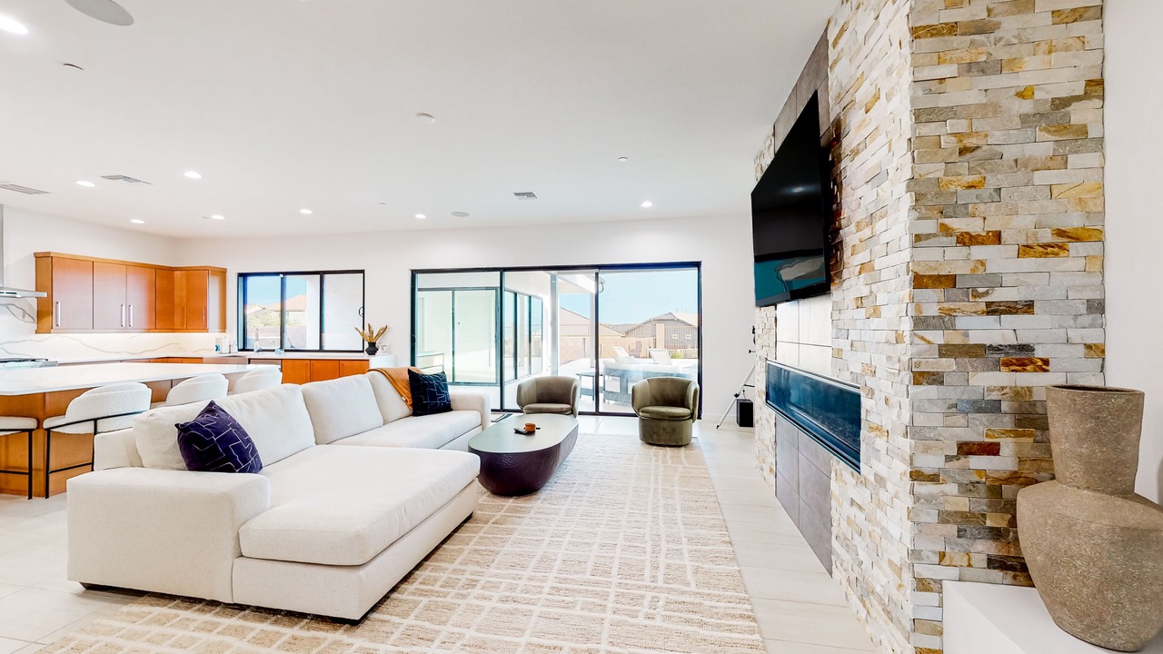 Photo of Livingroom in Dove Mountain