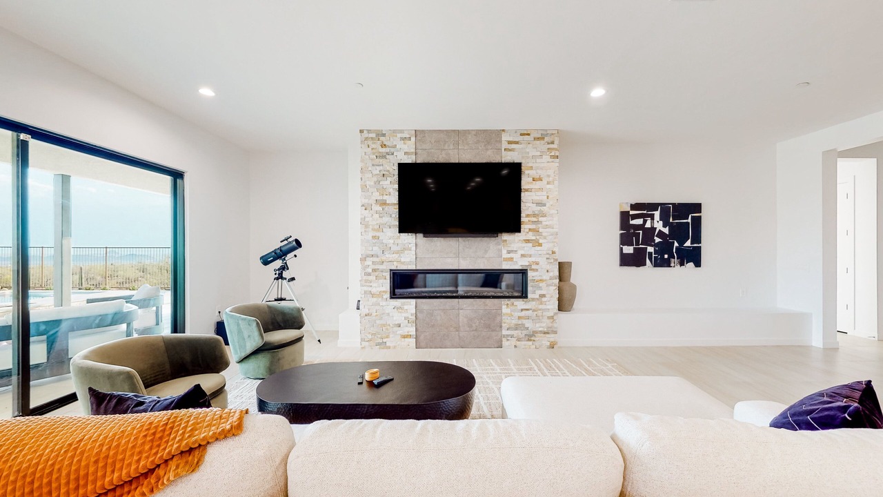 Photo of Livingroom in Dove Mountain