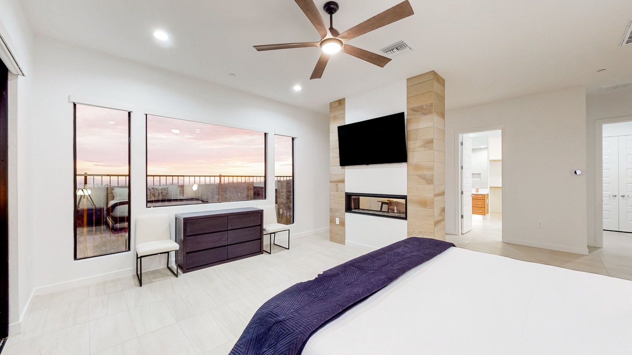 Photo of Bedroom in Dove Mountain