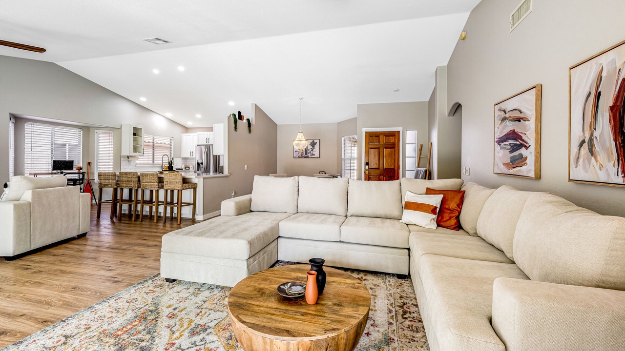 Photo of Livingroom in Arrowhead Ranch
