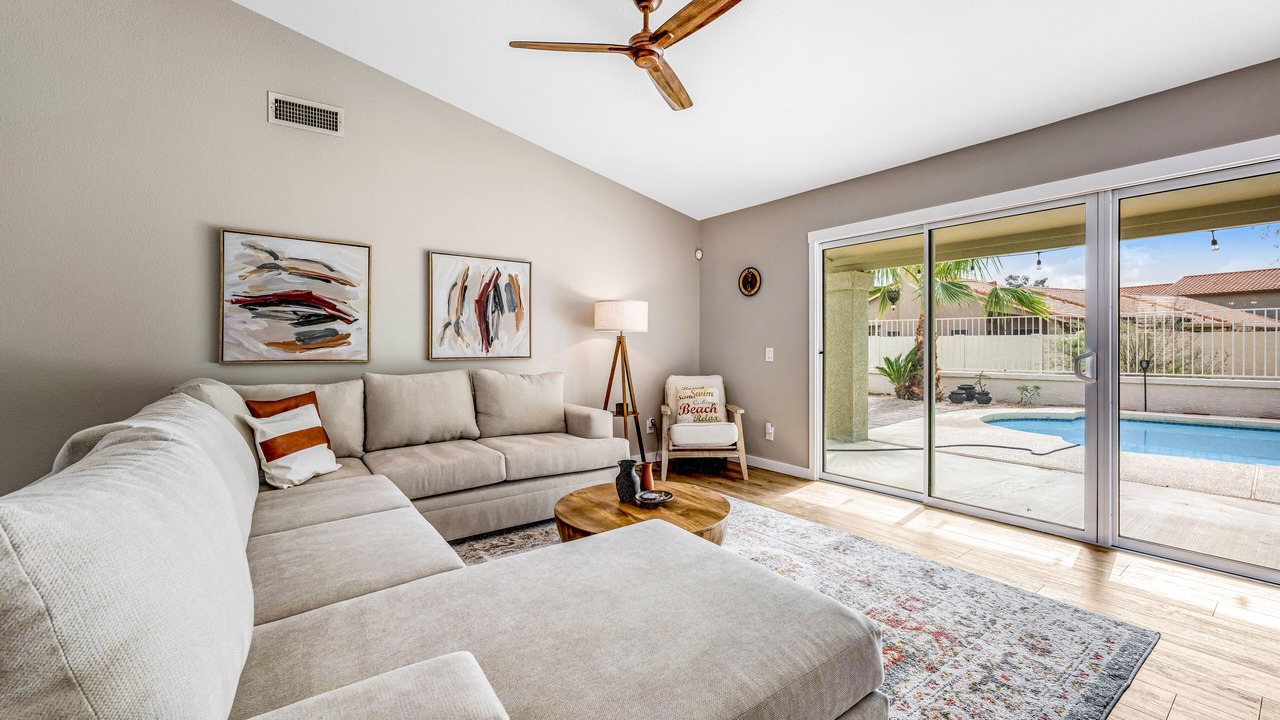 Photo of Livingroom in Arrowhead Ranch