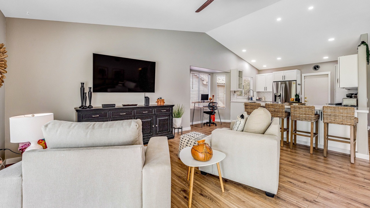 Photo of Livingroom in Arrowhead Ranch