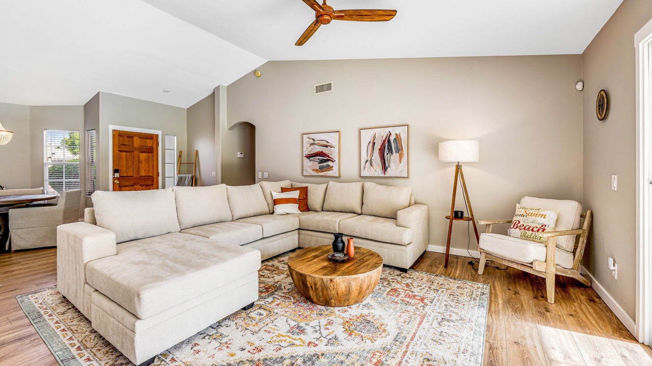 Photo of Livingroom in Arrowhead Ranch