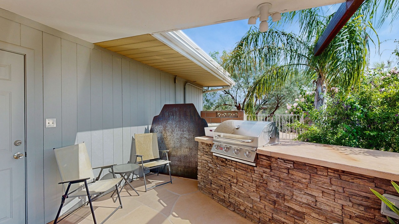 Photo of Patio Balcony in Casas Adobes West