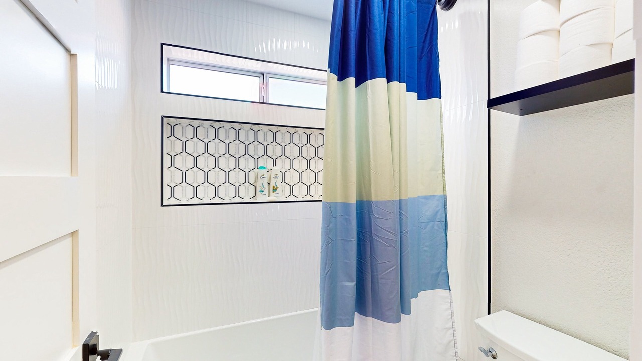 Photo of Bathroom in Paradise Park Vista