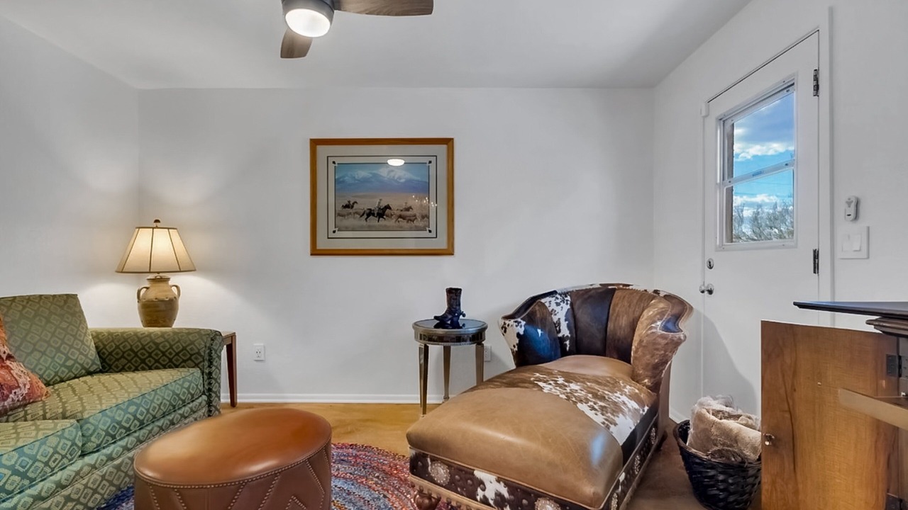 Photo of Livingroom in Tucson