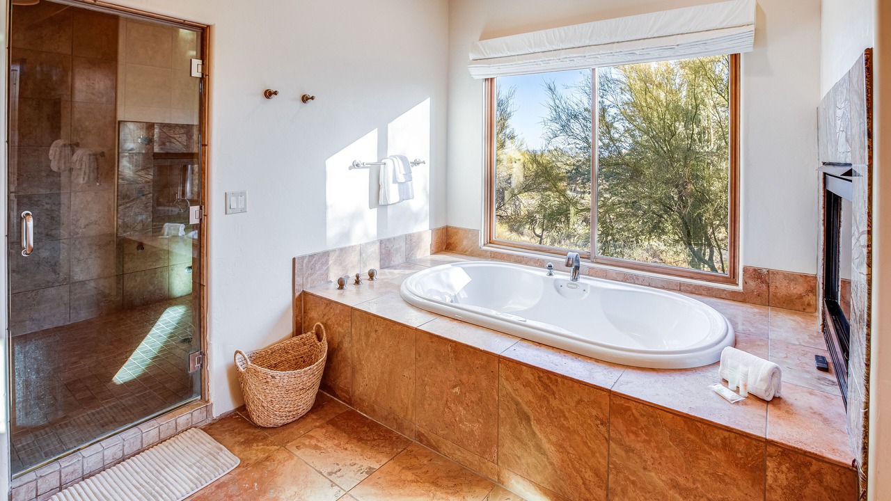 Photo of Bathroom in Dove Mountain