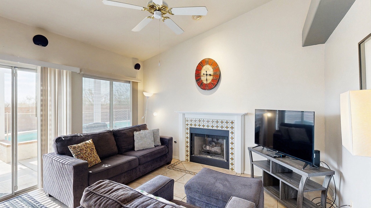 Photo of Livingroom in Casas Adobes