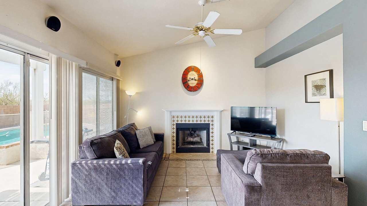 Photo of Livingroom in Casas Adobes