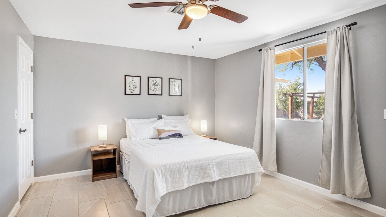Photo of Bedroom in Harrison East South