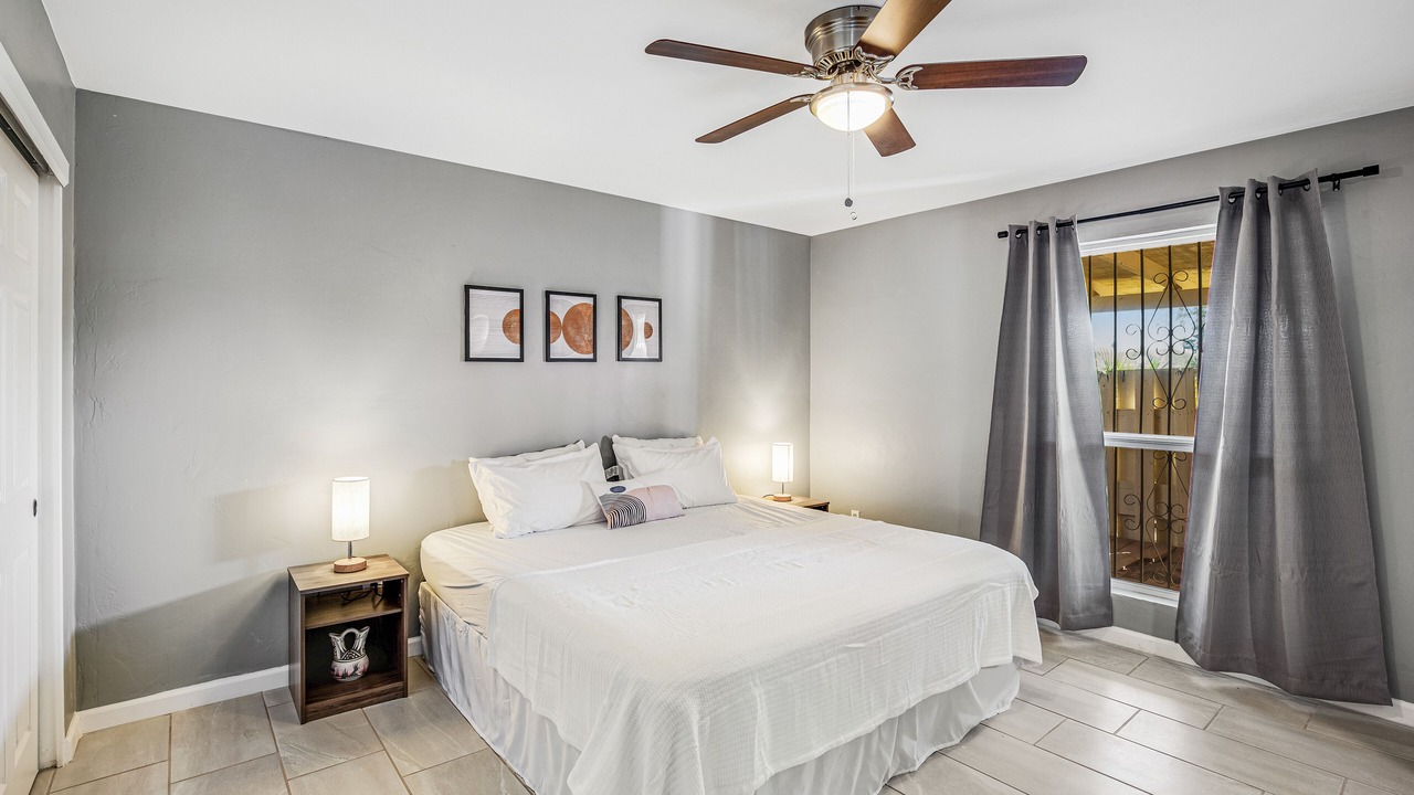 Photo of Bedroom in Harrison East South