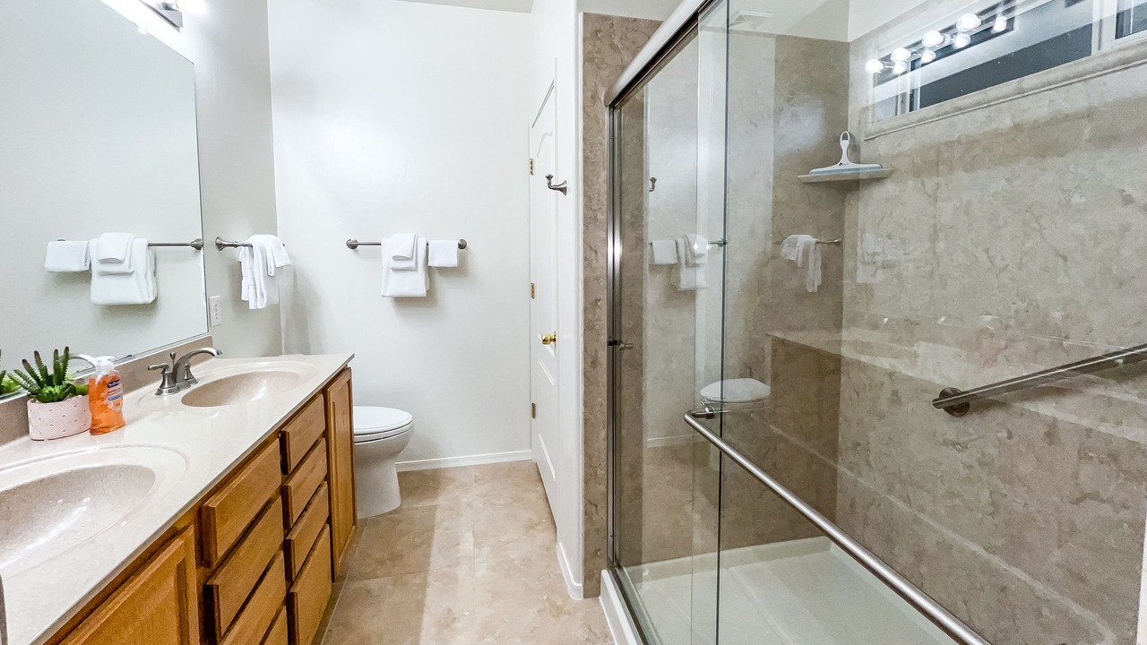 Photo of Bathroom in Black Horse