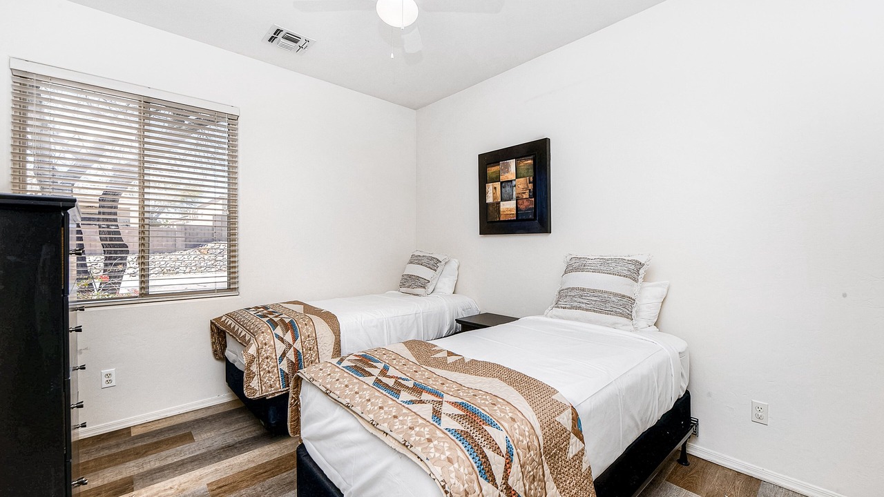 Photo of Bedroom in Dove Mountain